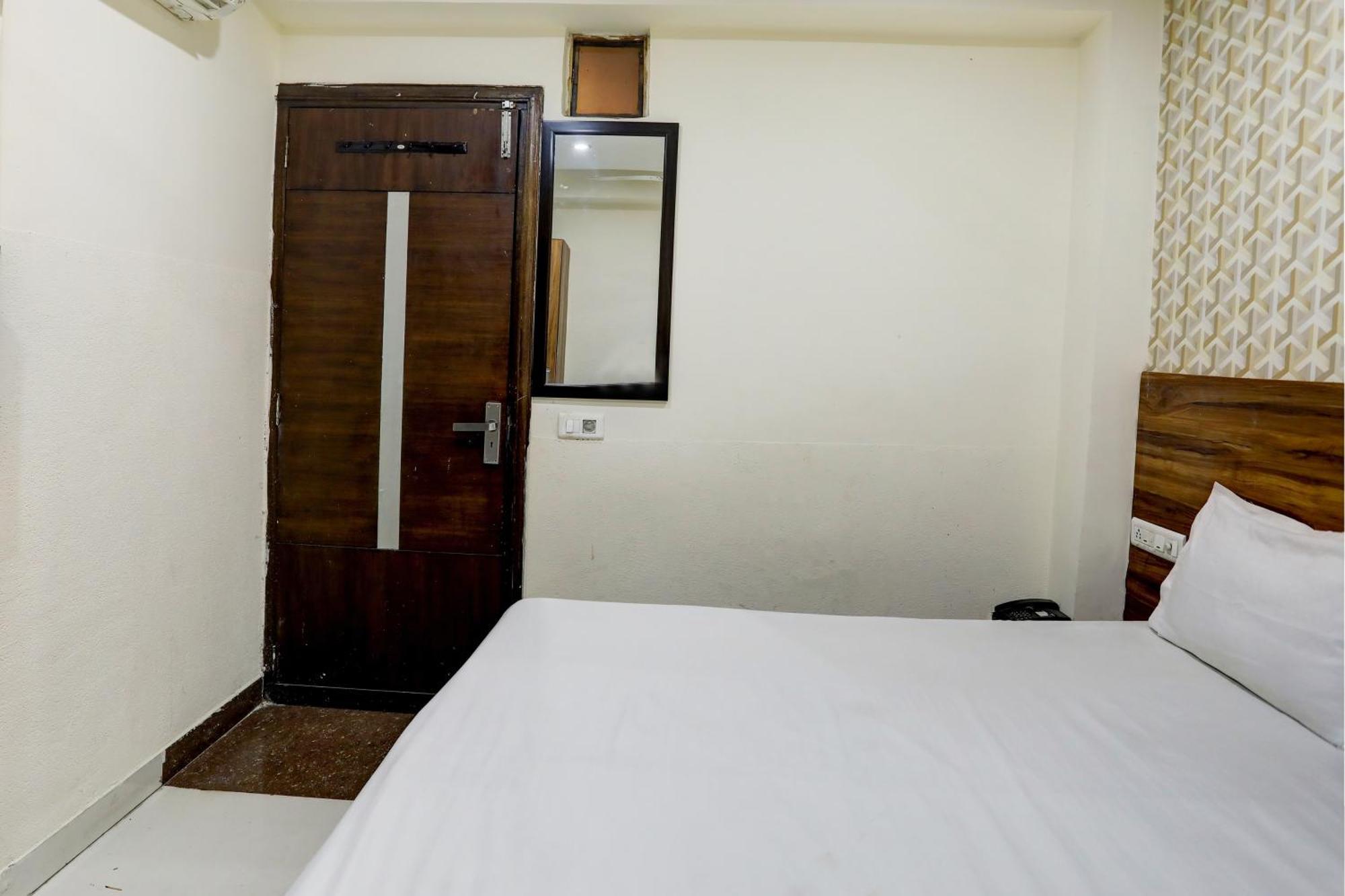 Hotel O Hcn Ludhiana Exterior foto