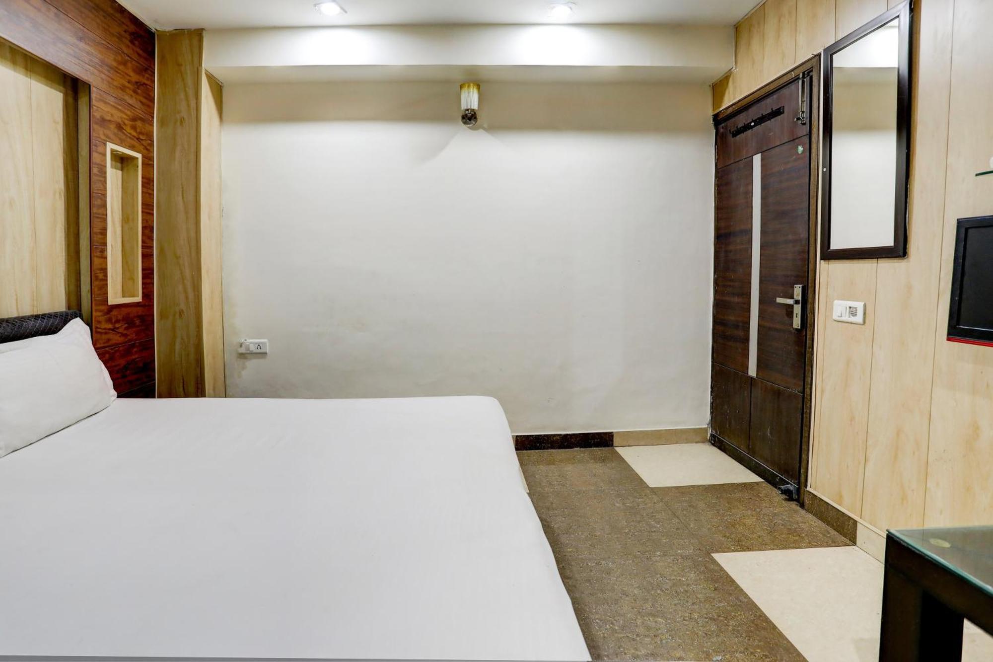 Hotel O Hcn Ludhiana Exterior foto