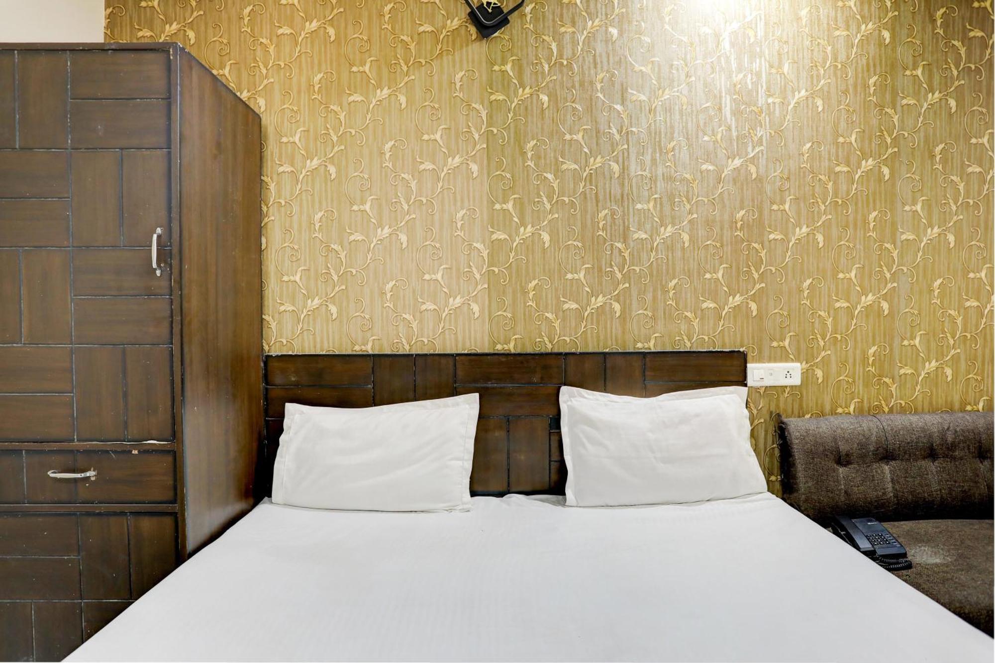 Hotel O Hcn Ludhiana Exterior foto